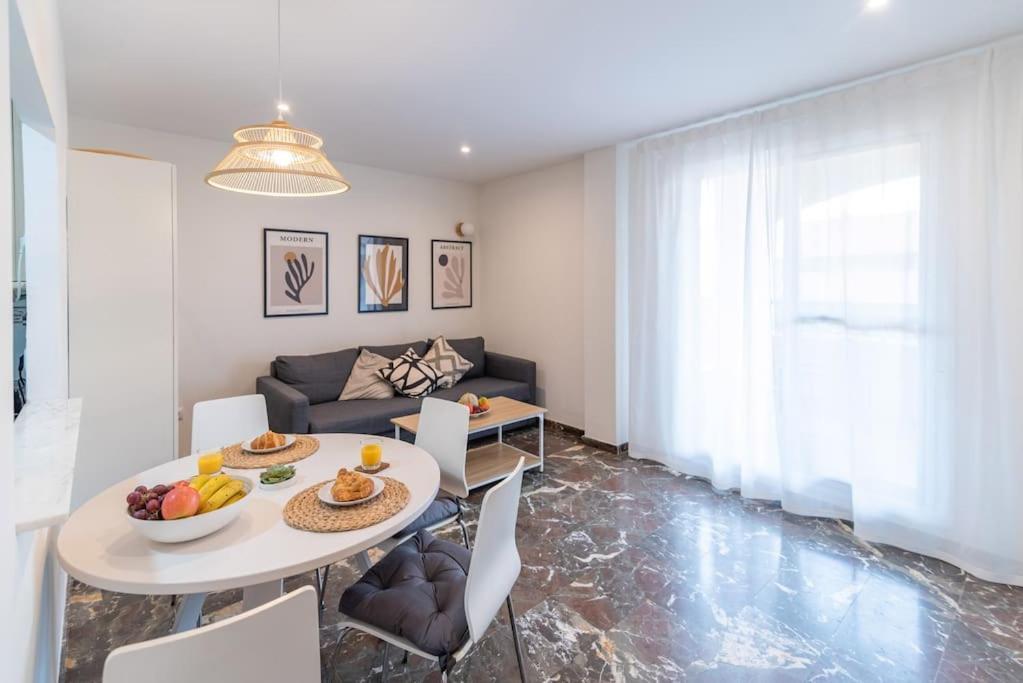 Cozy Close To The + Free Parking Fuengirola