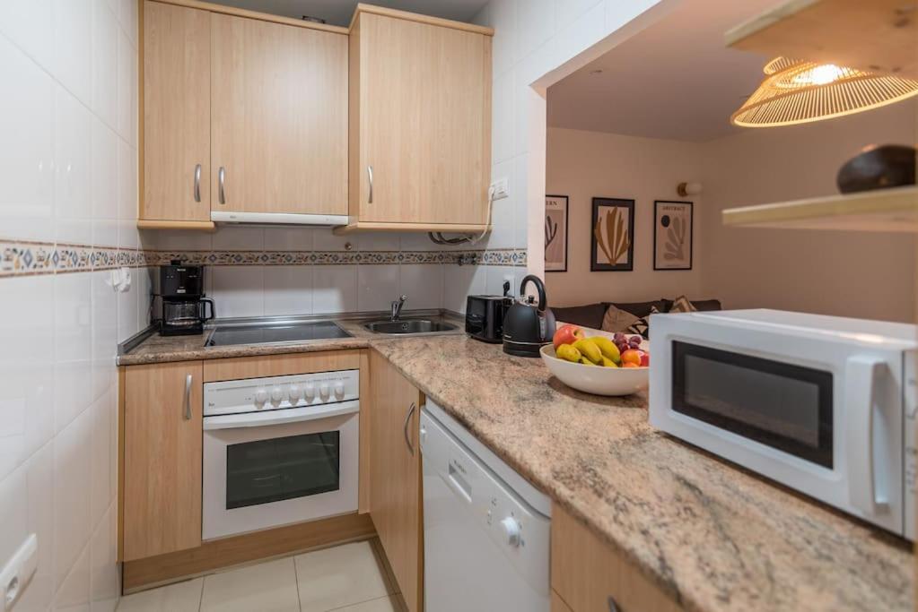 Cozy Close To The + Free Parking Apartment Fuengirola